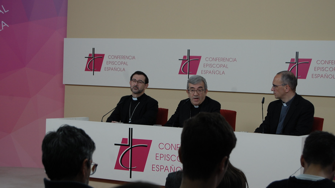 Argüello, Cobo y Vera, en la Asamblea Plenaria