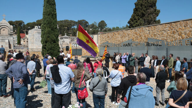 Homenaje a la represión franquista en el cementerio de Tarragona