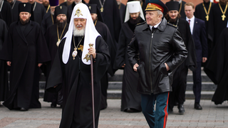 Kirill, en un homenaje al Soldado Desconocido en Moscú