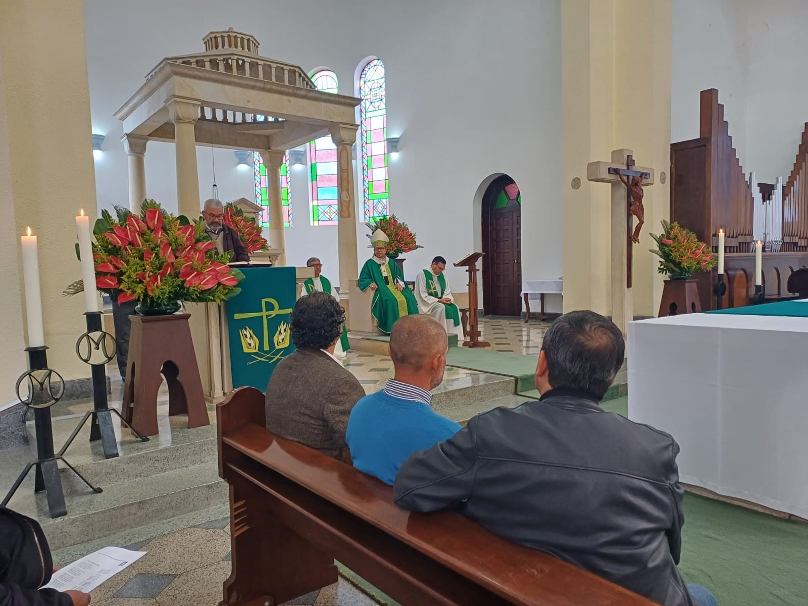 2 encuentro sacerdotes con familia