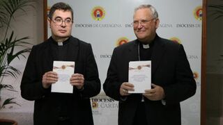 Lorca Planes y Gil Sáez en la presentación del protocolo