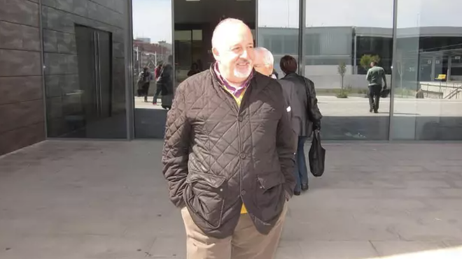 El 'padre Chus' a la salida del Juzgado