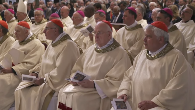 Cardenales en la consagración de Artime