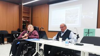 Enrique Alarcón (a la derecha) en un encuentro diocesano de discapacidad en la CEE