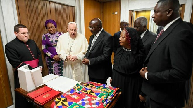 El vicepresidente de la República de Ghana en audiencia con el Papa