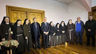 El Lehendakari anuncia la adquisición del convento de las Clarisas de Guernika
