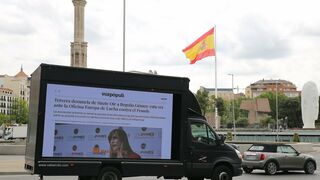 El camión de HazteOir, en Colón