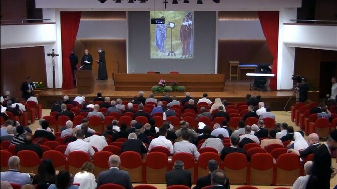 Encuentro sinodal en la Fraterna Domus de Sacrofano (Archivo)