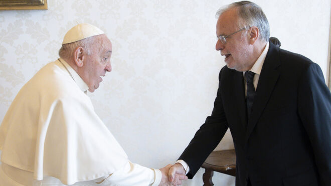 Encuentro entre Francesc y Andrea Riccardi en abril de 2023