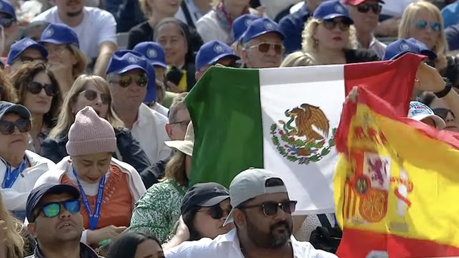 Fieles españoles y mexicanos en la Audiencia