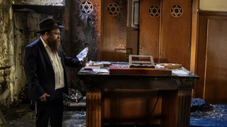 La sinagoga de Ruan, quemada