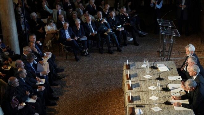 Presentación en Venecia del libro del Papa Lucianbi "Illustrissimi”