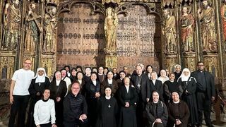“Ellas se lo han perdido” pudo ser el pensamiento de muchas monjas en el encuentro de Laguardia
