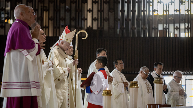 El cardenal Aguiar en la basílica de Guadalupe
