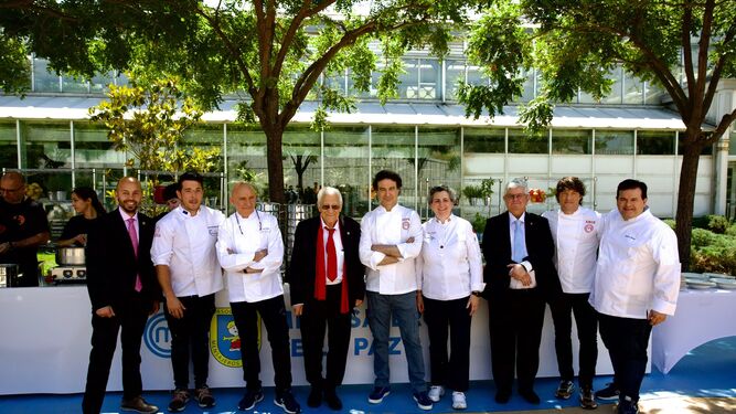 Cocinado solidario de Mensajeros de la Paz