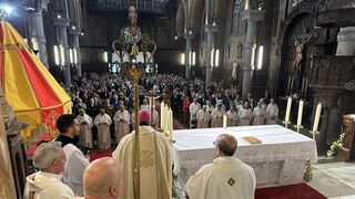 Sanz, en la iglesiona de Gijón