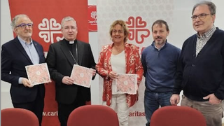 Fernando Prado, obispo de San Sebastián, en la presentación de la Memoria
