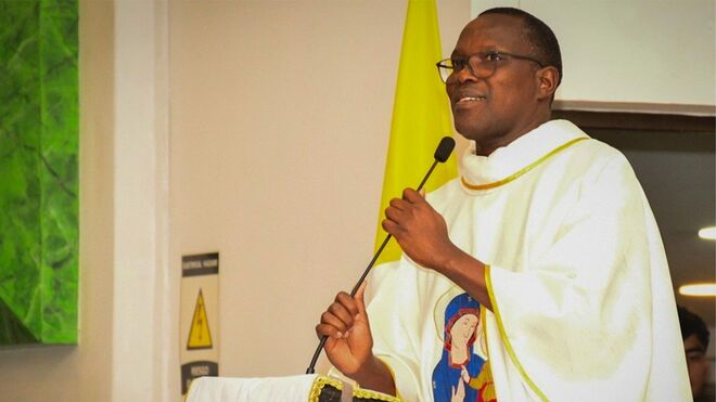 Padre James Legarin