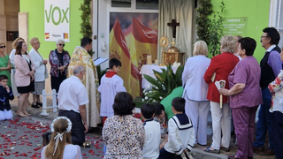Bendición del altar de VOX en Náquera