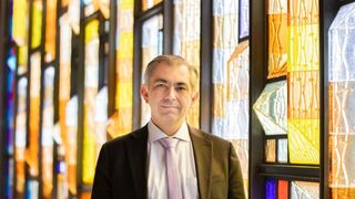 Óscar Elizalde: "El buen comunicador está orgulloso de su vocación, no la delega a la Inteligencia Artificial"