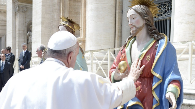 El Papa anuncia un documento sobre el Sagrado Corazón