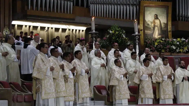 Ceremonia de ordenación de los nuevos diáconos