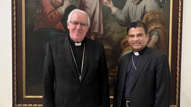 Sáiz Meneses y Rolando Álvarez, en Sevilla