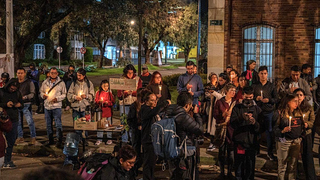 Velatón frente a Nunciatura de Bogotá