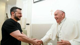 Papa Francisco y Zelenski
