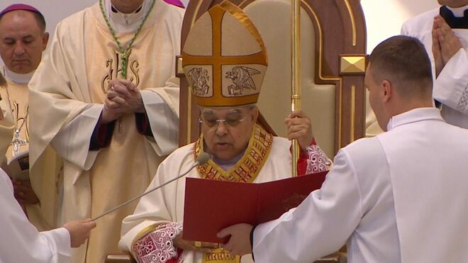 Cardenal Semeraro en la beatificación del P. Rapacz. Cracovia