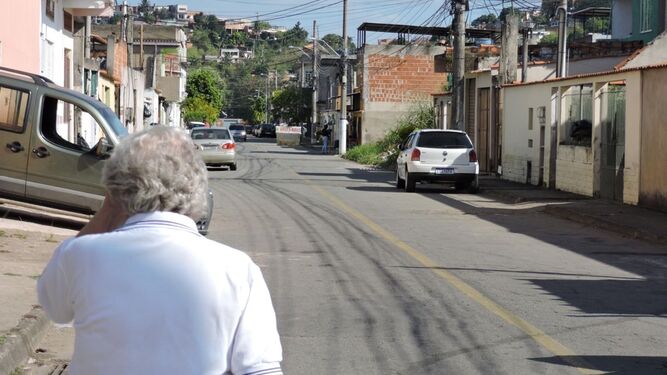 Barrio de California, Brasil