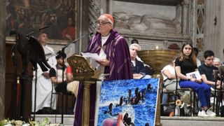 Zuppi, con los migrantes