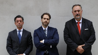 De izquierda a derecha, Alejandro Suárez de Sarabia Asociados, José Santos de Blas de GTRS y Diego Sarabia de Sarabia Asociados