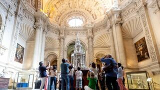 La catedral de Sevilla prepara una exposición por el II Congreso Internacional de Hermandades y Piedad Popular