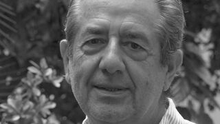 Dr. Fortunato Mallimaci - experto latinomaericano  aportando reflexiones al sínodo de octubre