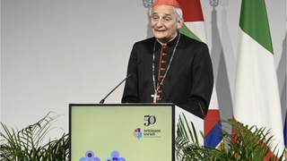 Zuppi durante su intervención