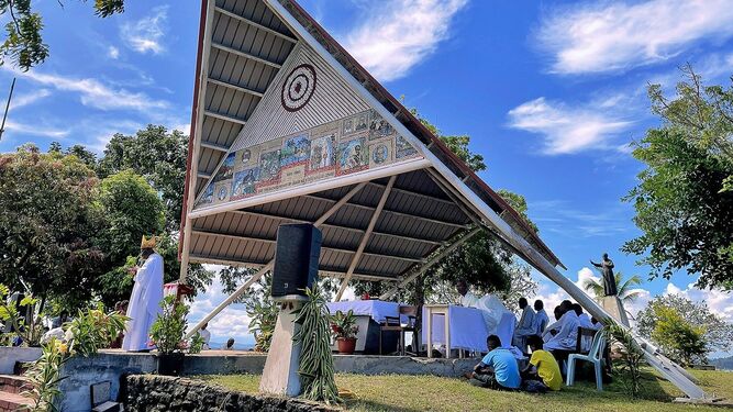 Capilla donde se celebró la primera misa en papúa Nueva Guinea