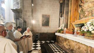 La capilla que custodia los restos del papa