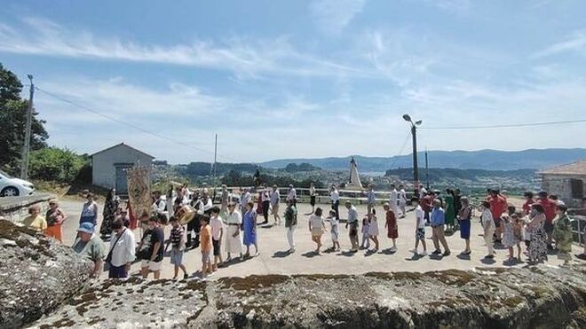 Procesión de la Virgen del Carmen y San Roque. Bordóns