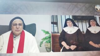 Sor Lucía y las exclarisas durante el programa