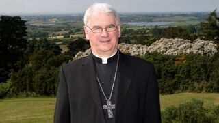 Falleció Monseñor Treanor, nuncio ante la Unión Europea
