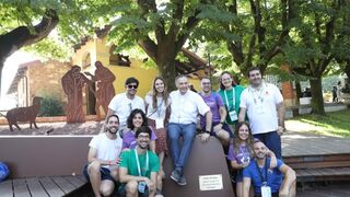 Fernández Artime, con los jóvenes en el parque Don Bosco
