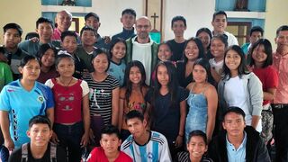 Con los jóvenes de Yanashi, Huanta y Santa Amelia (río Amazonas)
