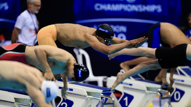 El nadador paralímpico Enhamed Enhamed