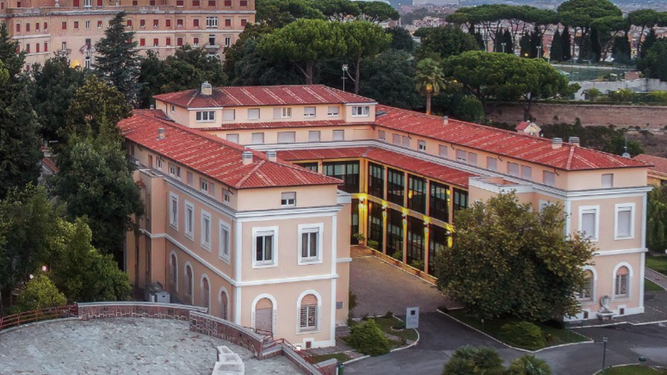 La Pontificia Universidad