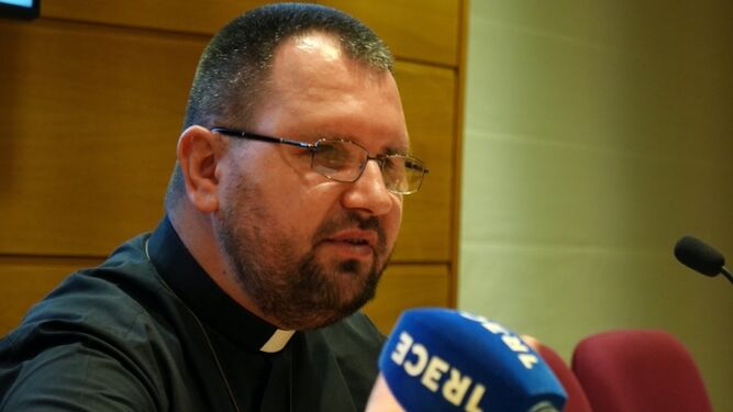 Monseñor Maksym Ryabukha SDB
