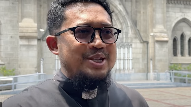 El padre Xaverius Joko