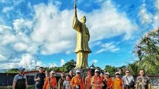 Peregrinos indonesios en Ambon