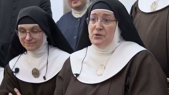 Sor Paz y Sor Isabel