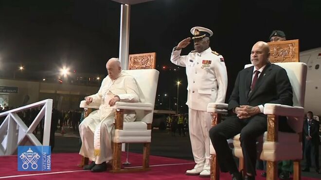 Llegada del Papa a Port Moresby